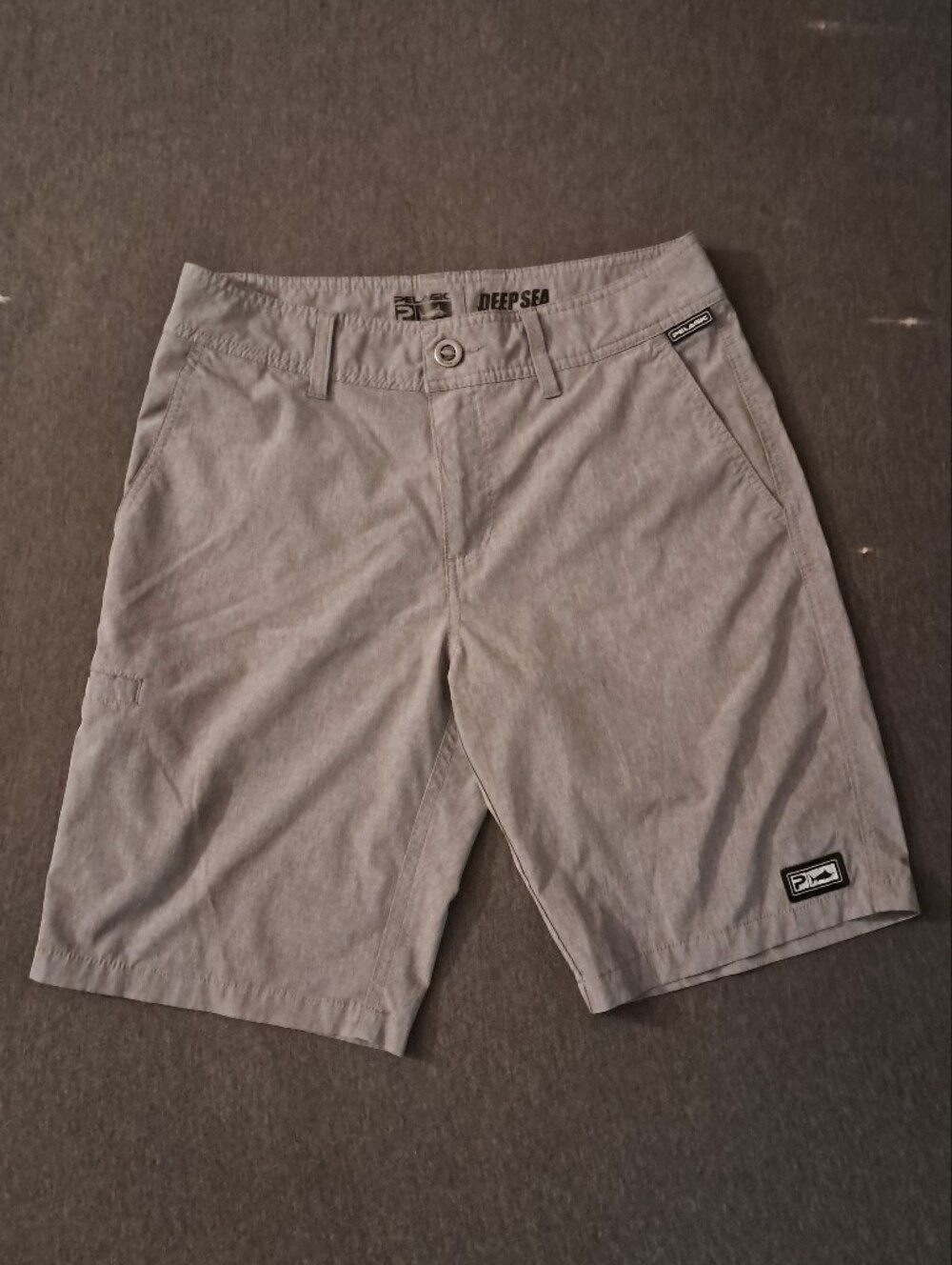 Pelagic Gray Flat-Front Size 32 Men’s Shorts